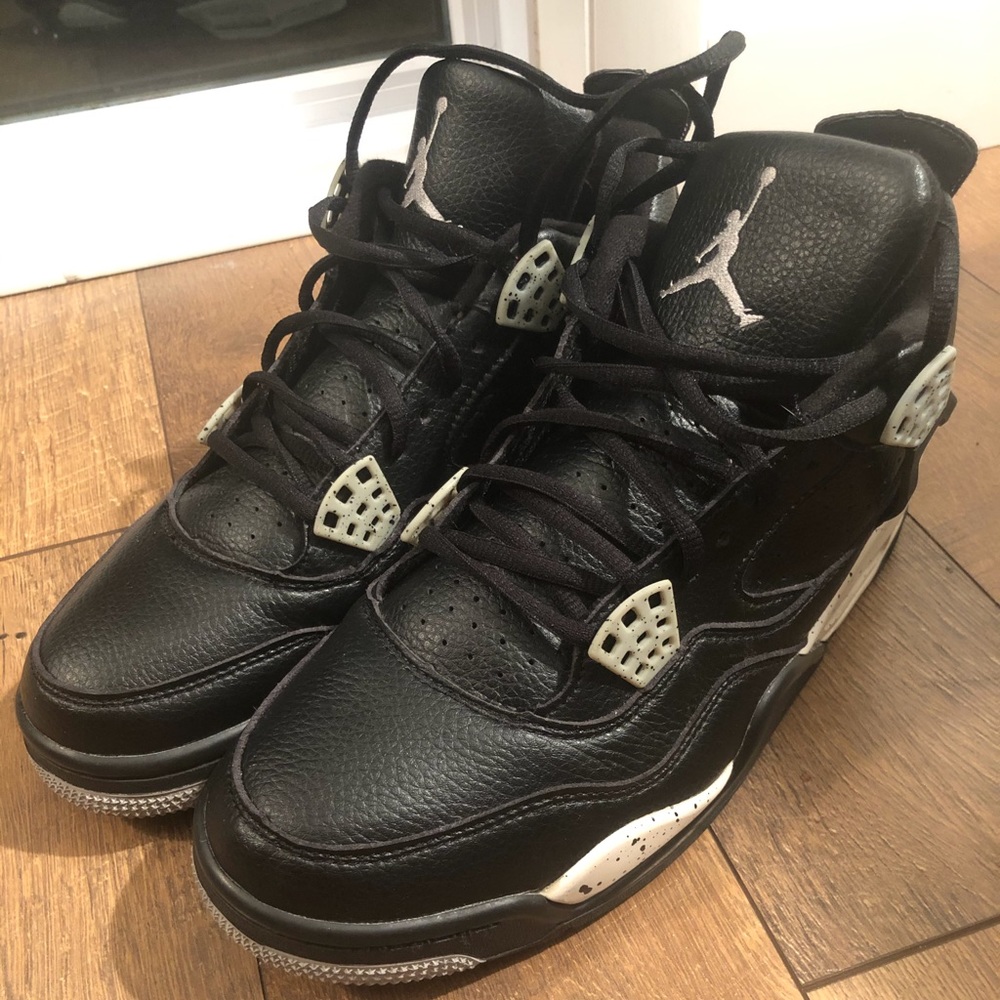 Air Jordan 4 “Oreo”